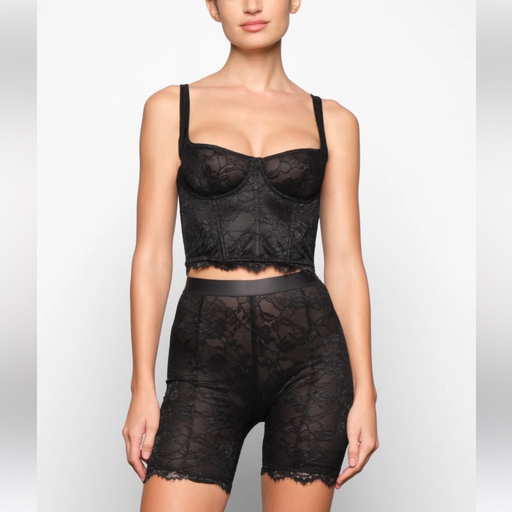 Skims Black Lace Set